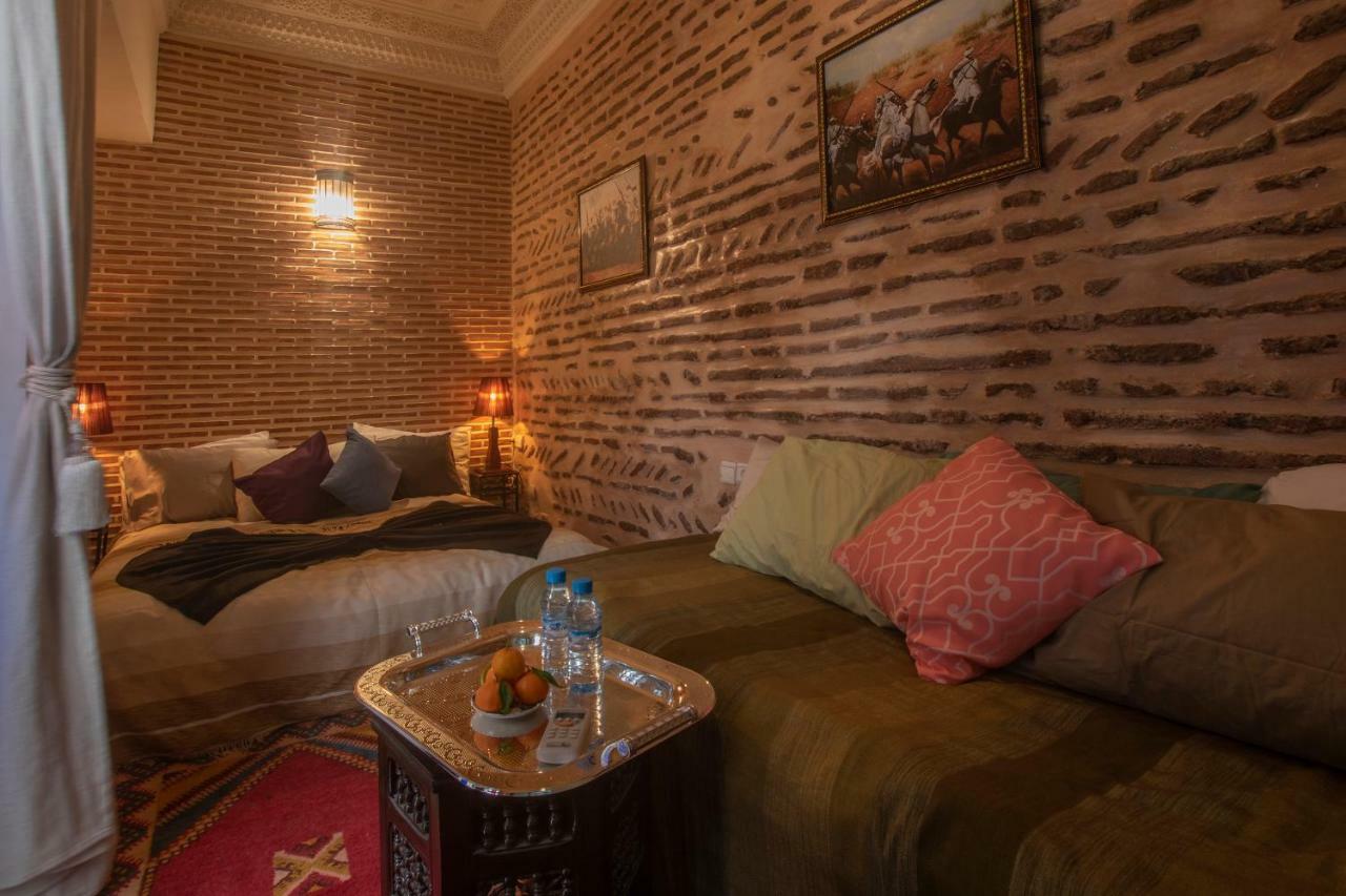Riad Dar Merzouga Hammam&Jacuzzi Marrakesh Esterno foto