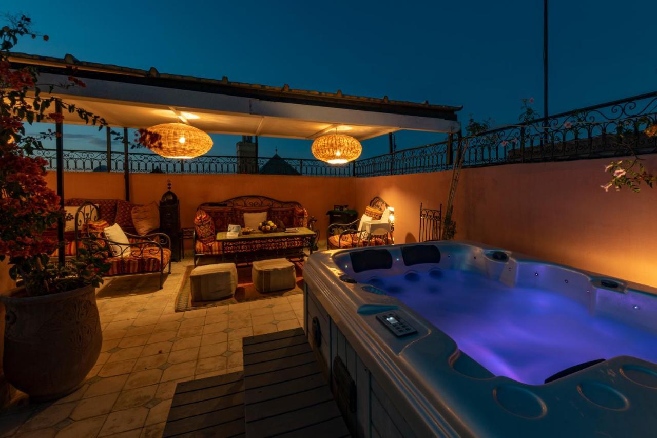 Riad Dar Merzouga Hammam&Jacuzzi Marrakesh Esterno foto